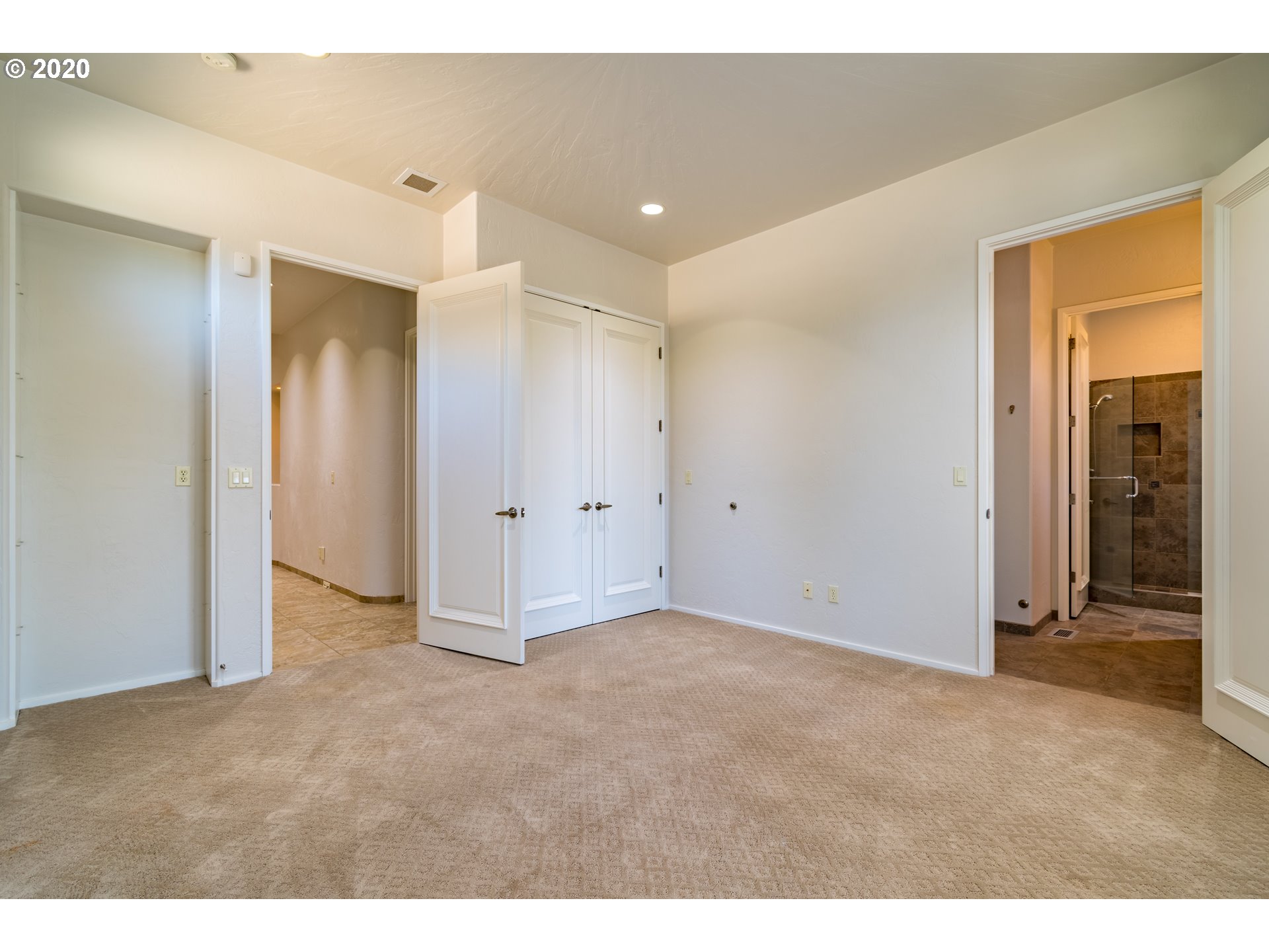 1950 Lakeview Drive Eugene, OR 97408 - Photo 24 of 32