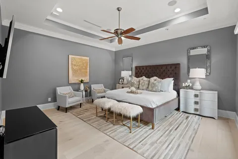 $3,400,000 | 711 Timber Hill Drive, Hedwig Village, TX 77024