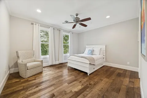 $3,400,000 | 711 Timber Hill Drive, Hedwig Village, TX 77024