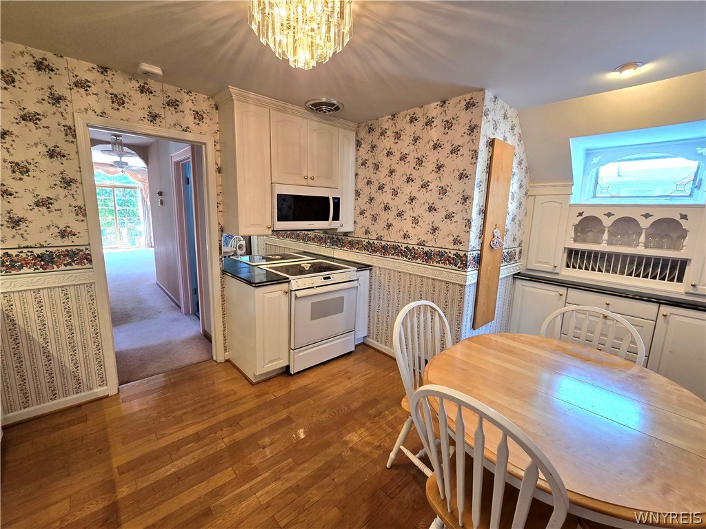 36 Dellwood Road Amherst, NY 14226 - Photo 7 of 45
