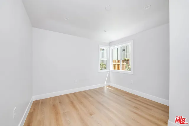 $3,800 | 4522 Laurel Canyon Boulevard, Valley Village, CA 91607