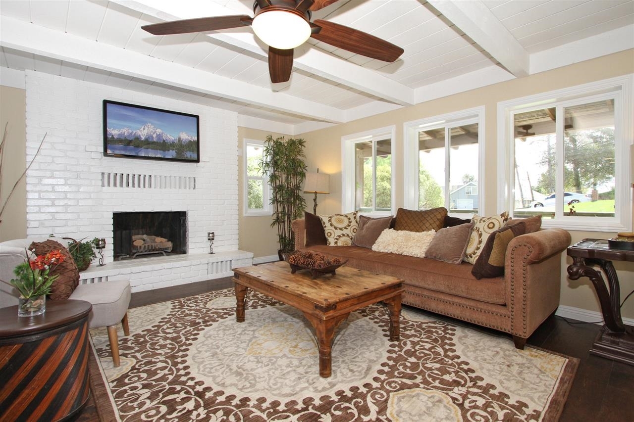 763 Carnation Lane Fallbrook, CA 92028 - Photo 5 of 25