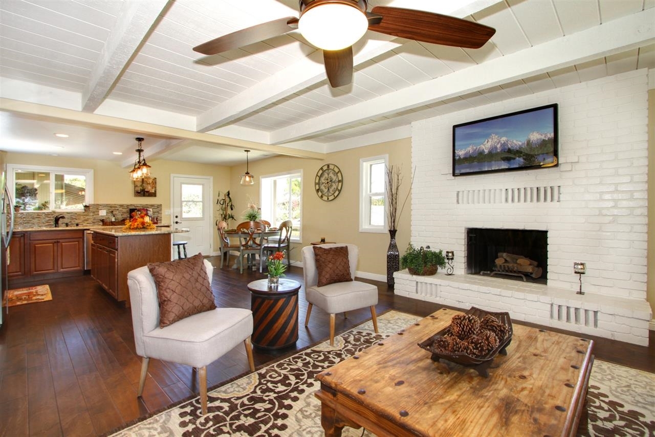 763 Carnation Lane Fallbrook, CA 92028 - Photo 6 of 25