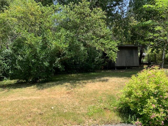 71 Fir Street Benbow, CA 95542 - Photo 3 of 14 Yard