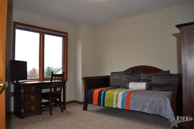 2429 Stonebriar Road Fort Wayne, IN 46814 - Photo 17 of 23 Gallery Image 17