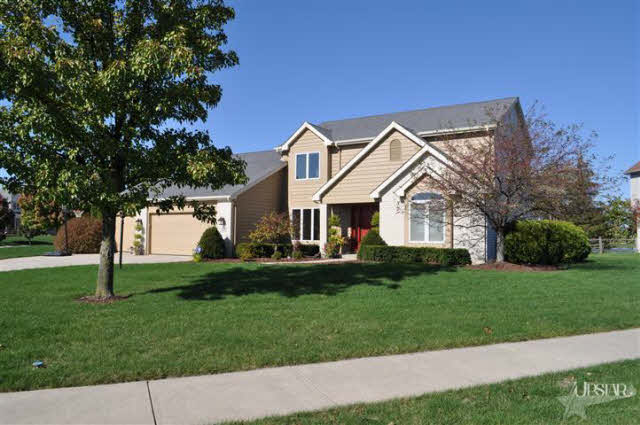 2429 Stonebriar Road Fort Wayne, IN 46814 - Photo 2 of 23 Gallery Image 2