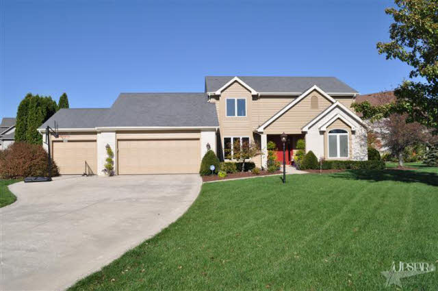 2429 Stonebriar Road Fort Wayne, IN 46814 - Photo 3 of 23 Gallery Image 3