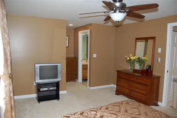158 Stone Ridge Road, Unit 158 Franklin, MA 02038 - Photo 18 of 22 Gallery Image 18