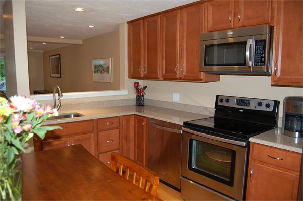 158 Stone Ridge Road, Unit 158 Franklin, MA 02038 - Photo 4 of 22 Gallery Image 4