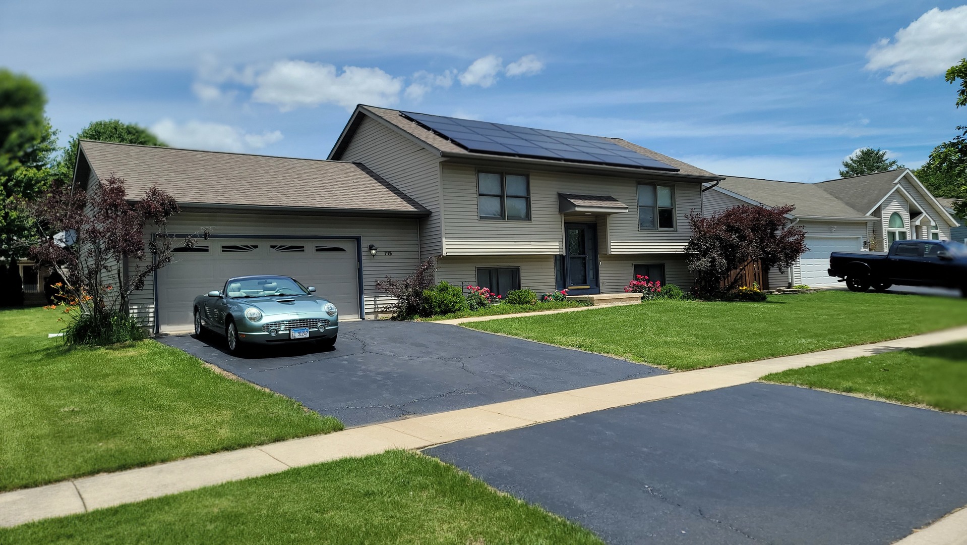 715 Cherry Tree Lane Genoa, IL 60135 - Photo 1 of 33