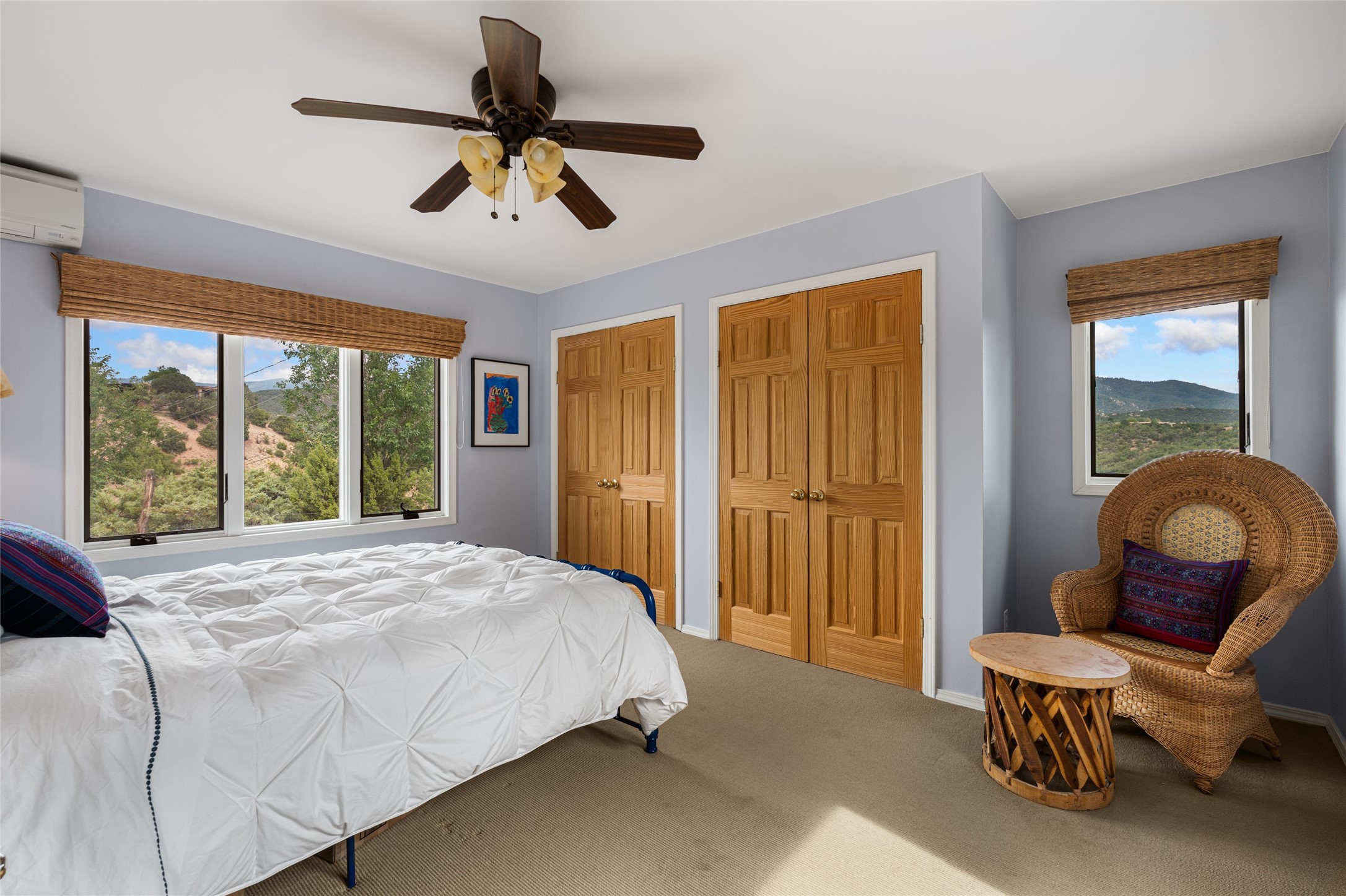 933 Stagecoach Road Santa Fe, NM 87501 - Photo 29 of 39 Guest Bedroom