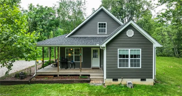 $595,000 | 351 Colony Lane, Purlear, NC 28665