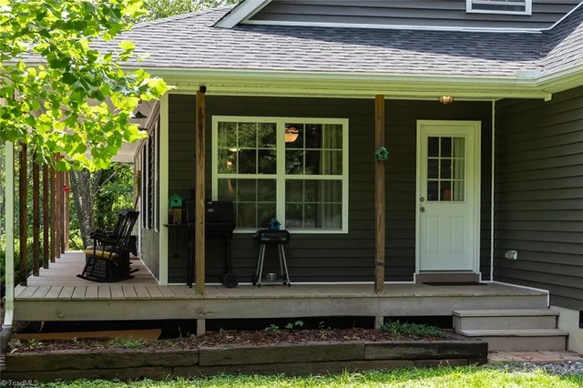 $595,000 | 351 Colony Lane, Purlear, NC 28665