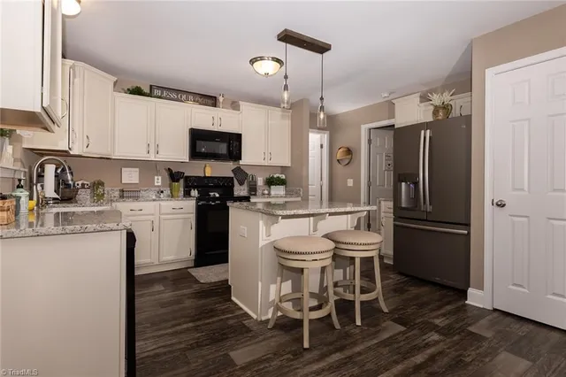 $595,000 | 351 Colony Lane, Purlear, NC 28665