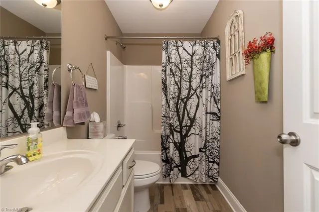 $595,000 | 351 Colony Lane, Purlear, NC 28665