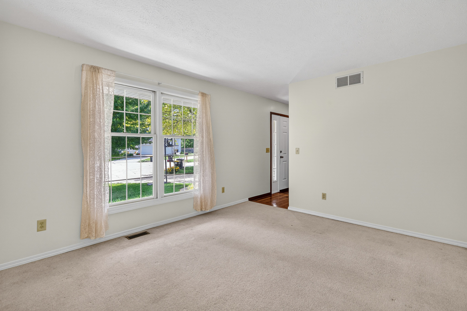 1410 Boyne Court Normal, IL 61761 - Photo 15 of 43