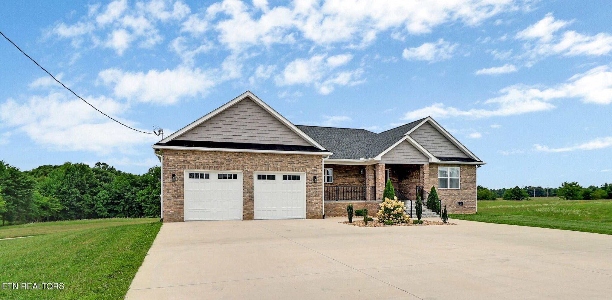 322 Randolph Road Crossville, TN 38571 - Photo 3 of 60