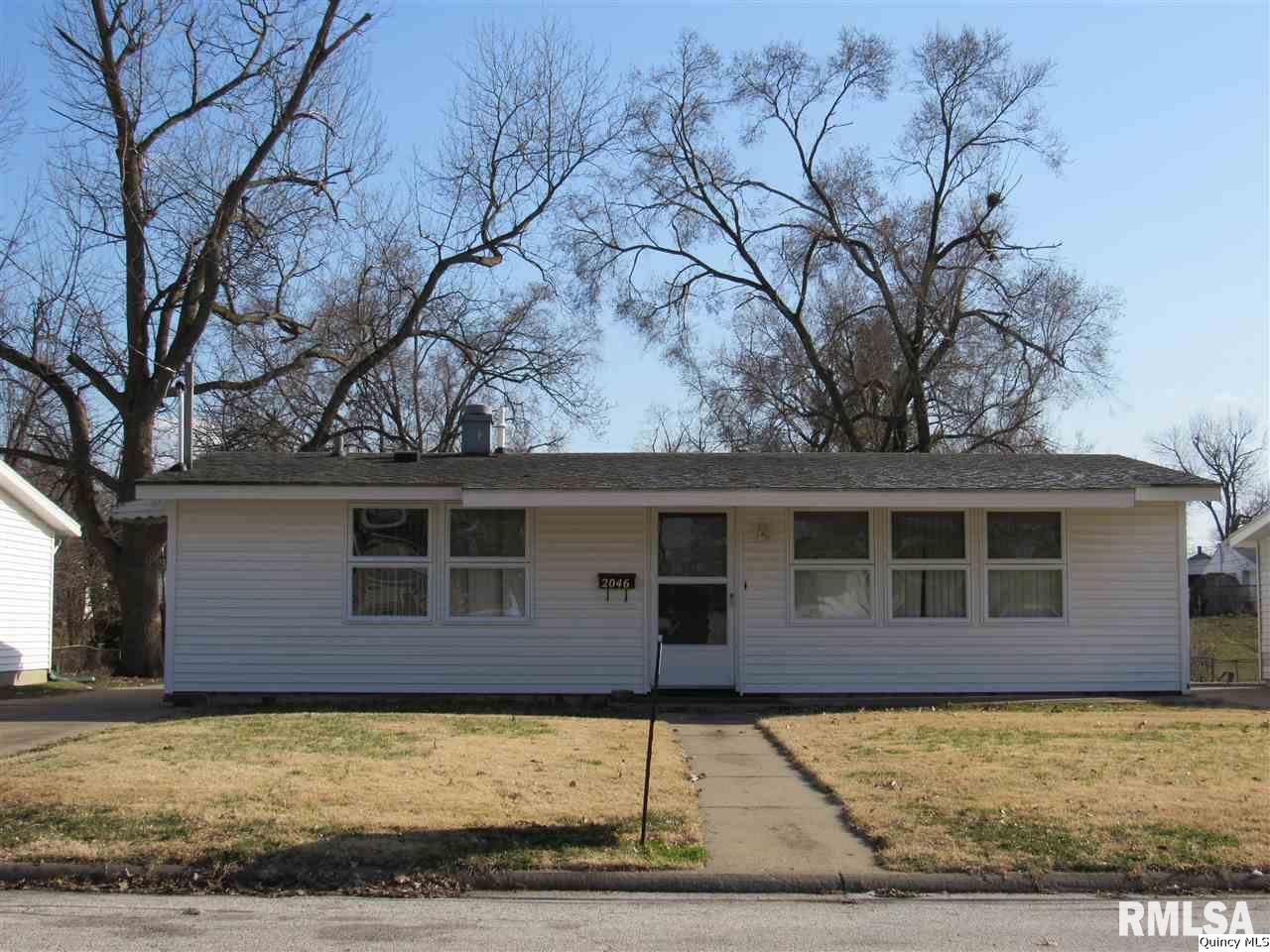 2046 Maple Street Quincy, IL 62301 - Photo 1 of 4 Gallery Image 1