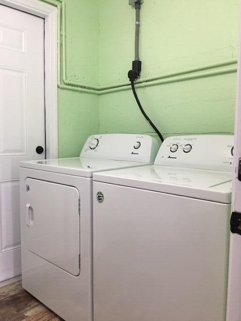 3657 Island Road Palm Beach Gardens, FL 33410 - Photo 17 of 22 Laundry Room
