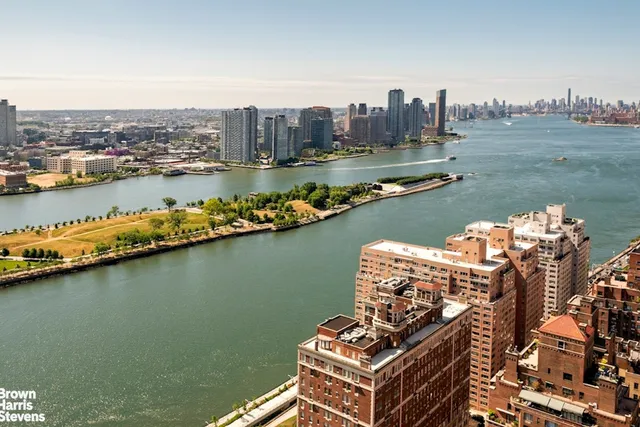 $1,950,000 | 425 East 58th Street, Unit 42G | Sutton Place