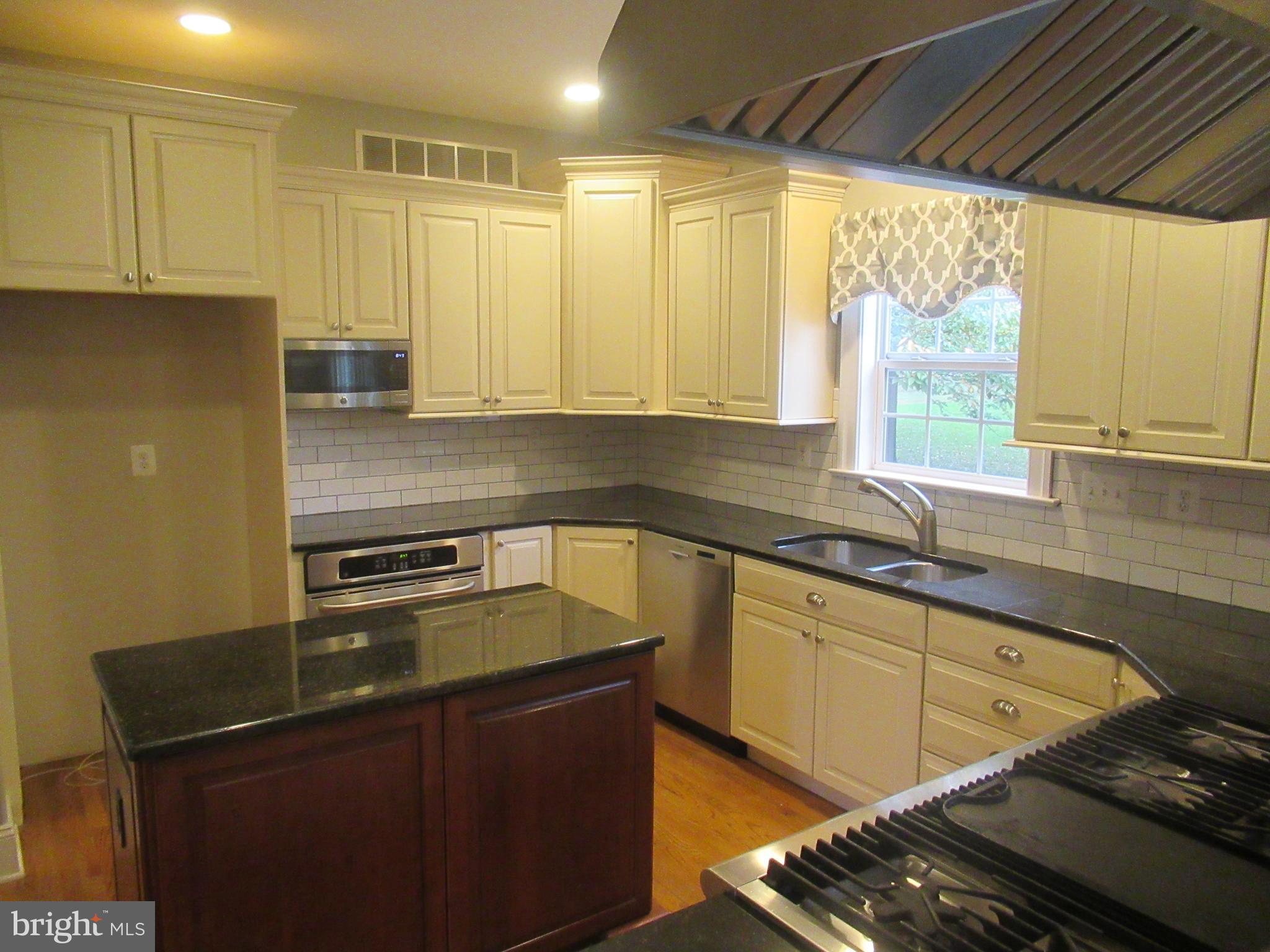 1361 Welsh Road Hatfield, PA 19440 - Photo 17 of 38 Gallery Image 17