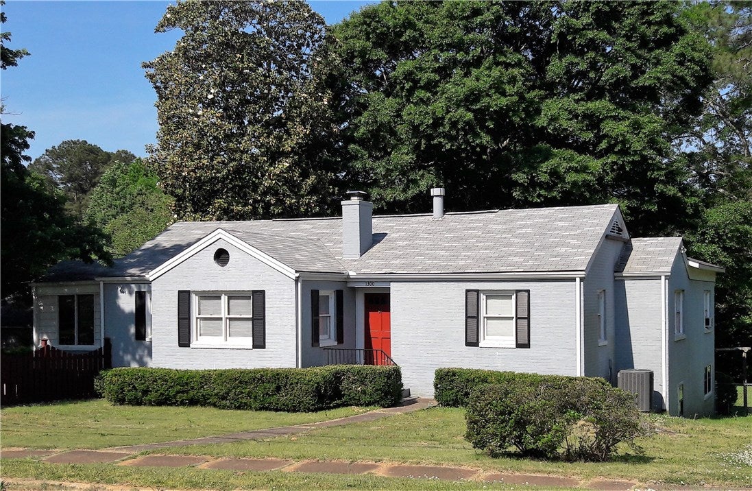 1300 Rocky Brook Road Opelika, AL 36801 - Photo 1 of 33 Gallery Image 1
