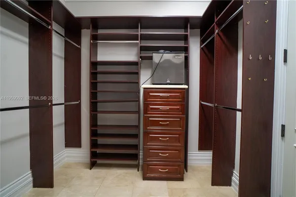 a view of walk in closet