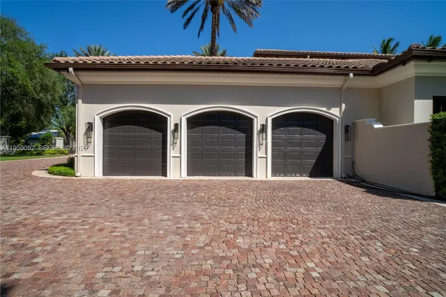 $45,000 | 6450 Southwest 126th Street Road, Pinecrest, FL 33156