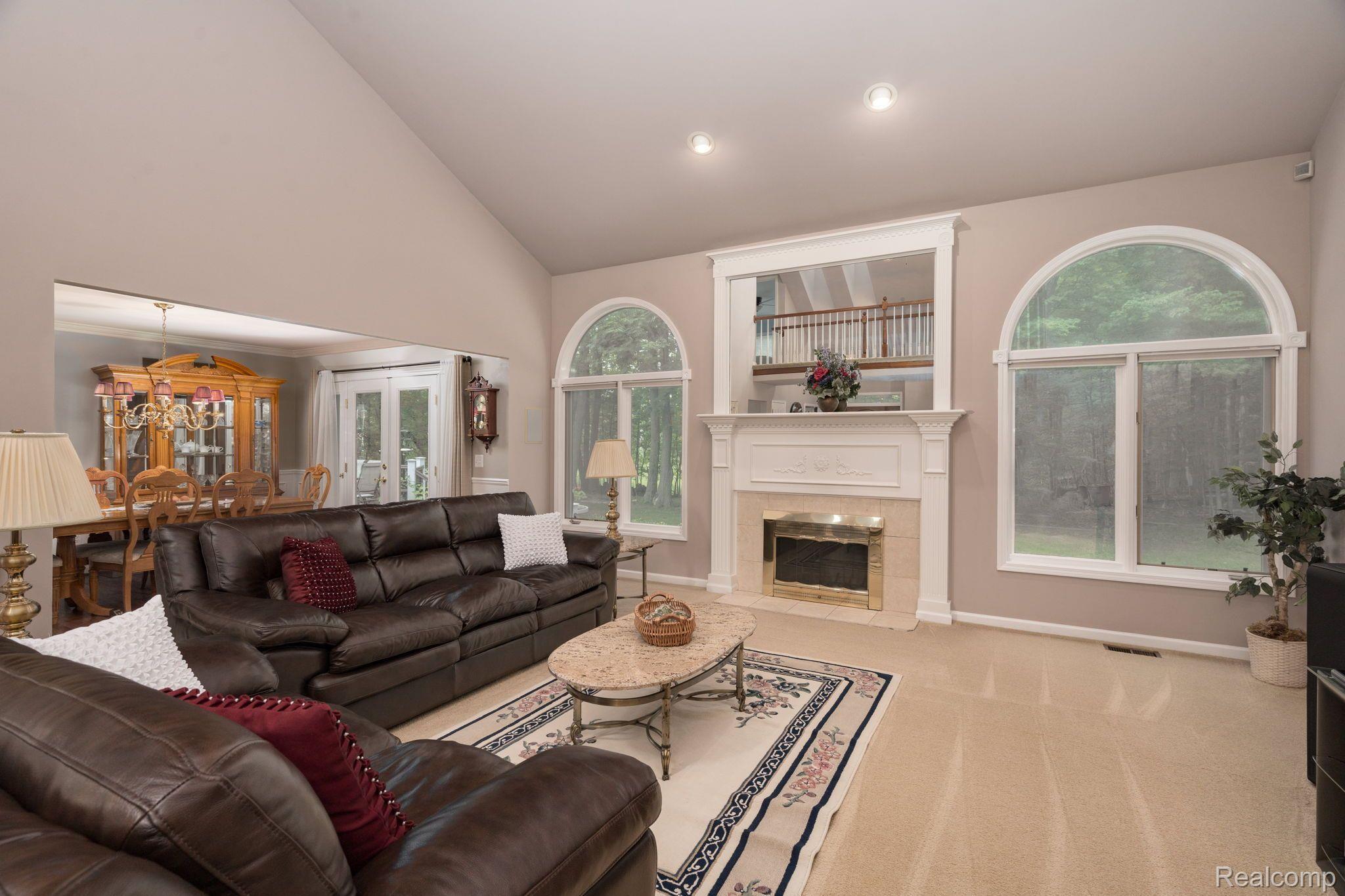 1934 Brookfield Road Rochester, MI 48306 - Photo 7 of 50 Gallery Image 7