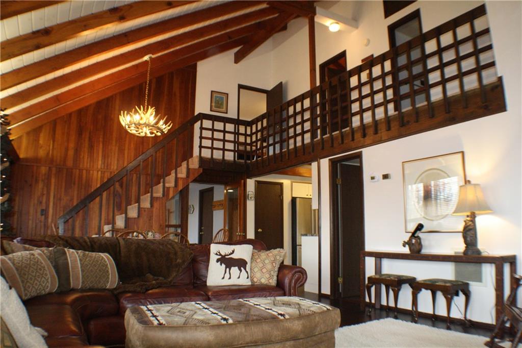 445 Imperial Road Hidden Valley, PA 15502 - Photo 4 of 23 Gallery Image 4