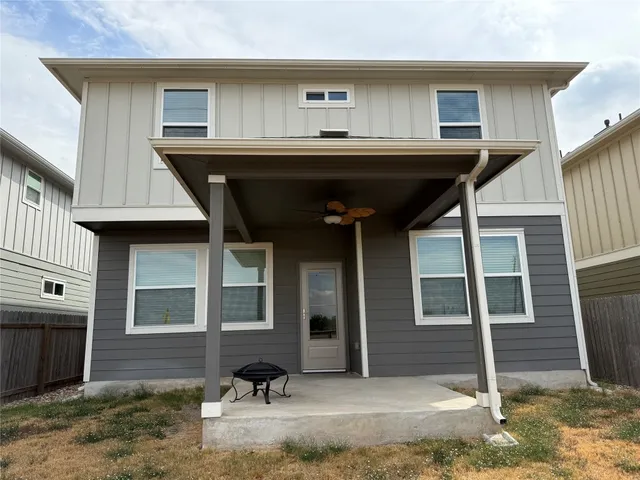 $2,450 | 12110 Corsicana Trail, Unit 19B, Manor, TX 78653