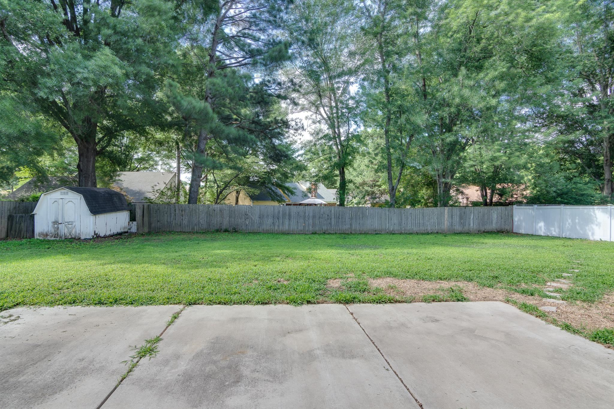 8083 Cinders Road Bartlett, TN 38133 - Photo 27 of 31 Yard