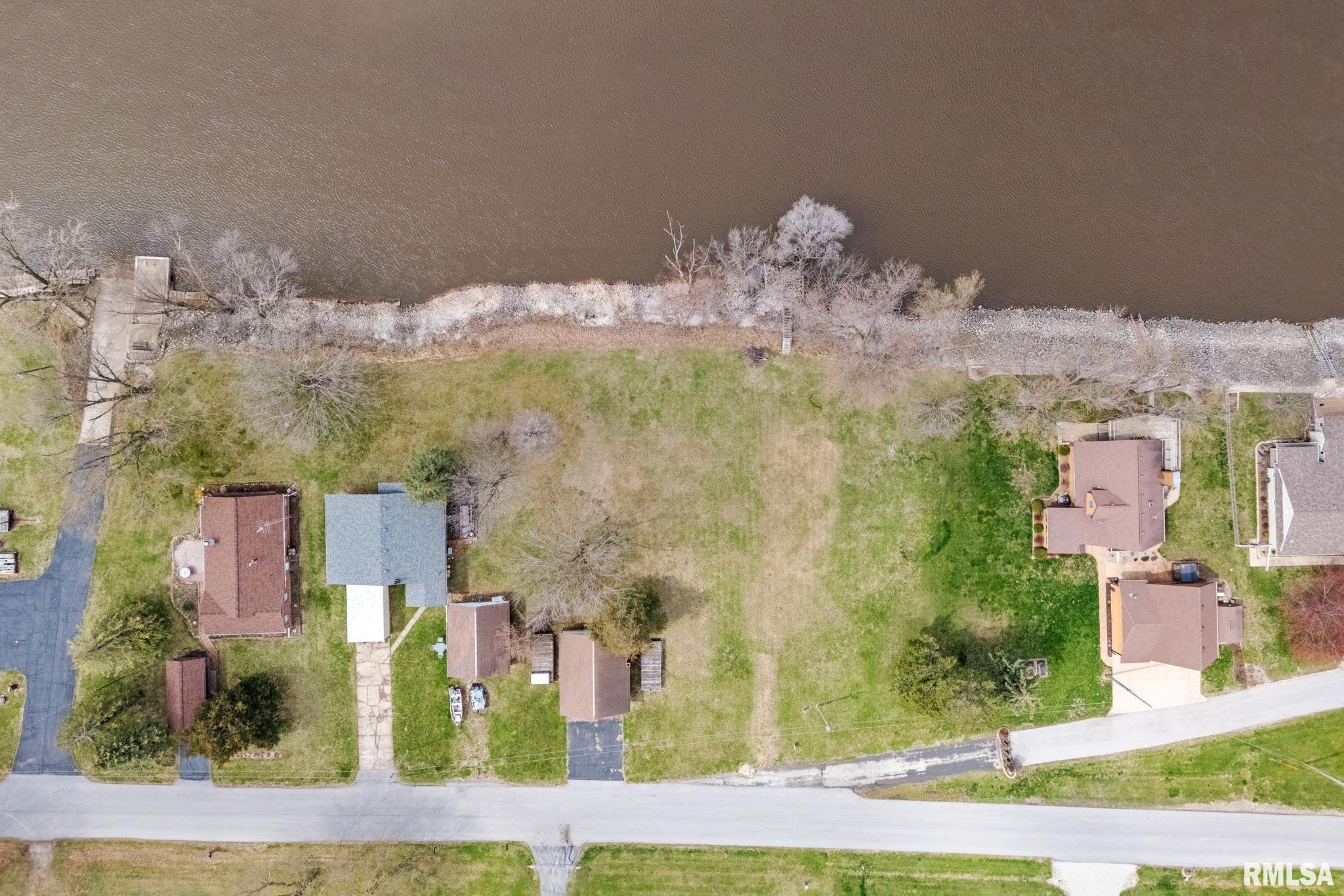 21812 North River Road Cordova, IL 61242 - Photo 2 of 14