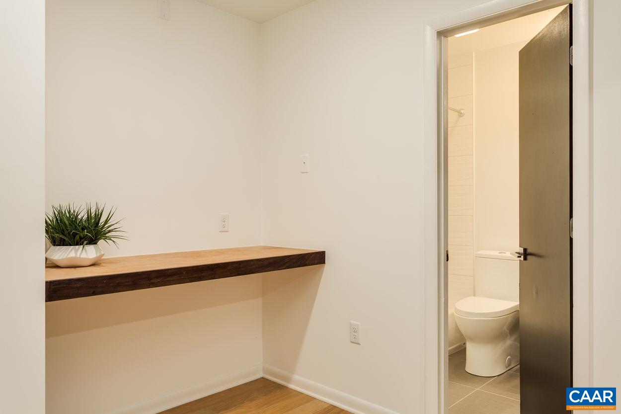 794 Dry Bridge Road Charlottesville, VA 22903 - Photo 43 of 45 a bathroom with a toilet