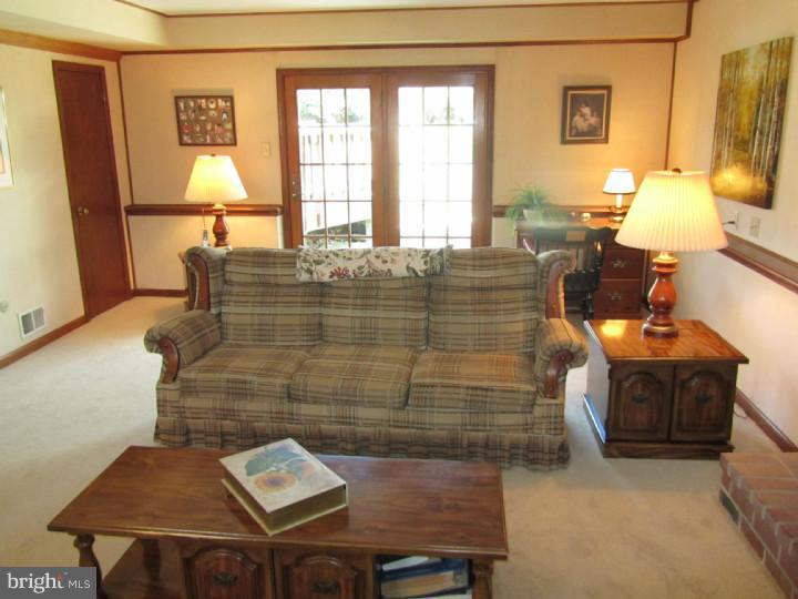 1125 Warren Road West Chester, PA 19382 - Photo 11 of 25 Family Room