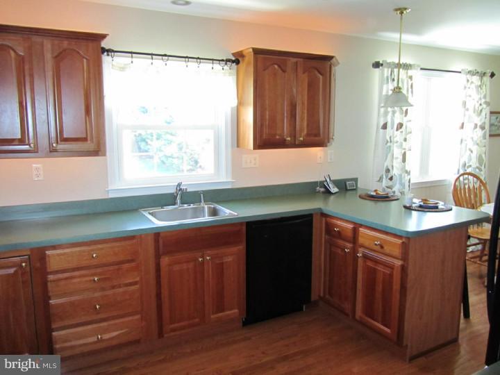 1125 Warren Road West Chester, PA 19382 - Photo 10 of 25 Kitchen
