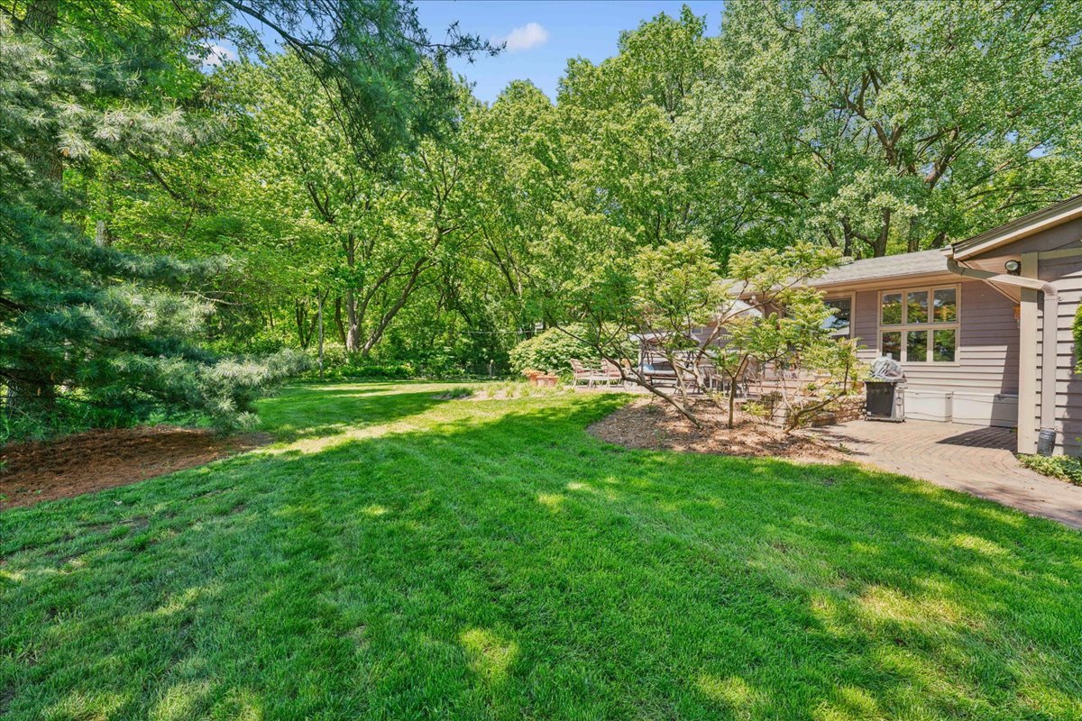2N989 Beith Road Elburn, IL 60119 - Photo 26 of 35 a view of a backyard with a garden