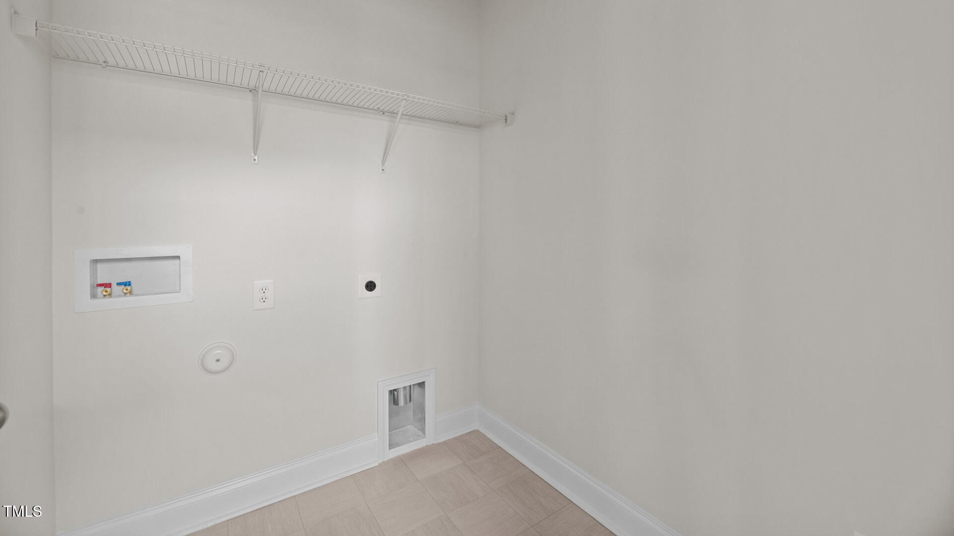 4105 Edsel Drive Bailey, NC 27807 - Photo 23 of 27 36-web-or-mls-DSC_2175