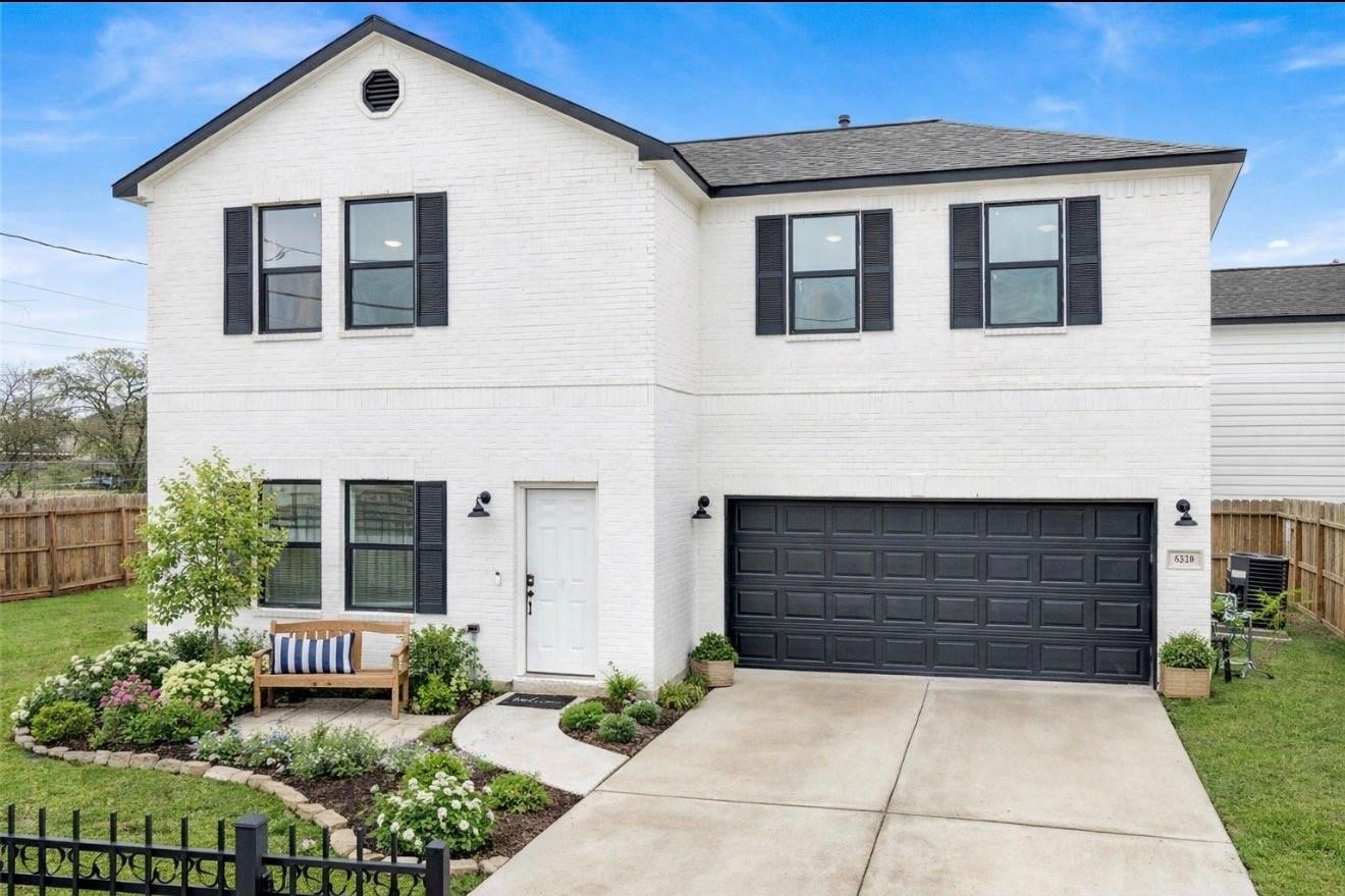 Virtually landscaped to show potential.