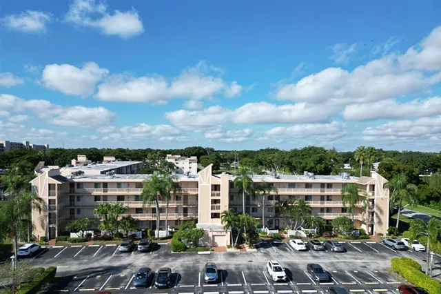 $199,000 | 14307 Bedford Drive, Unit 204, Delray Beach, FL 33446