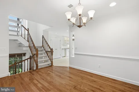 $775,000 | 3911 Green Look Court, Fairfax, VA 22033