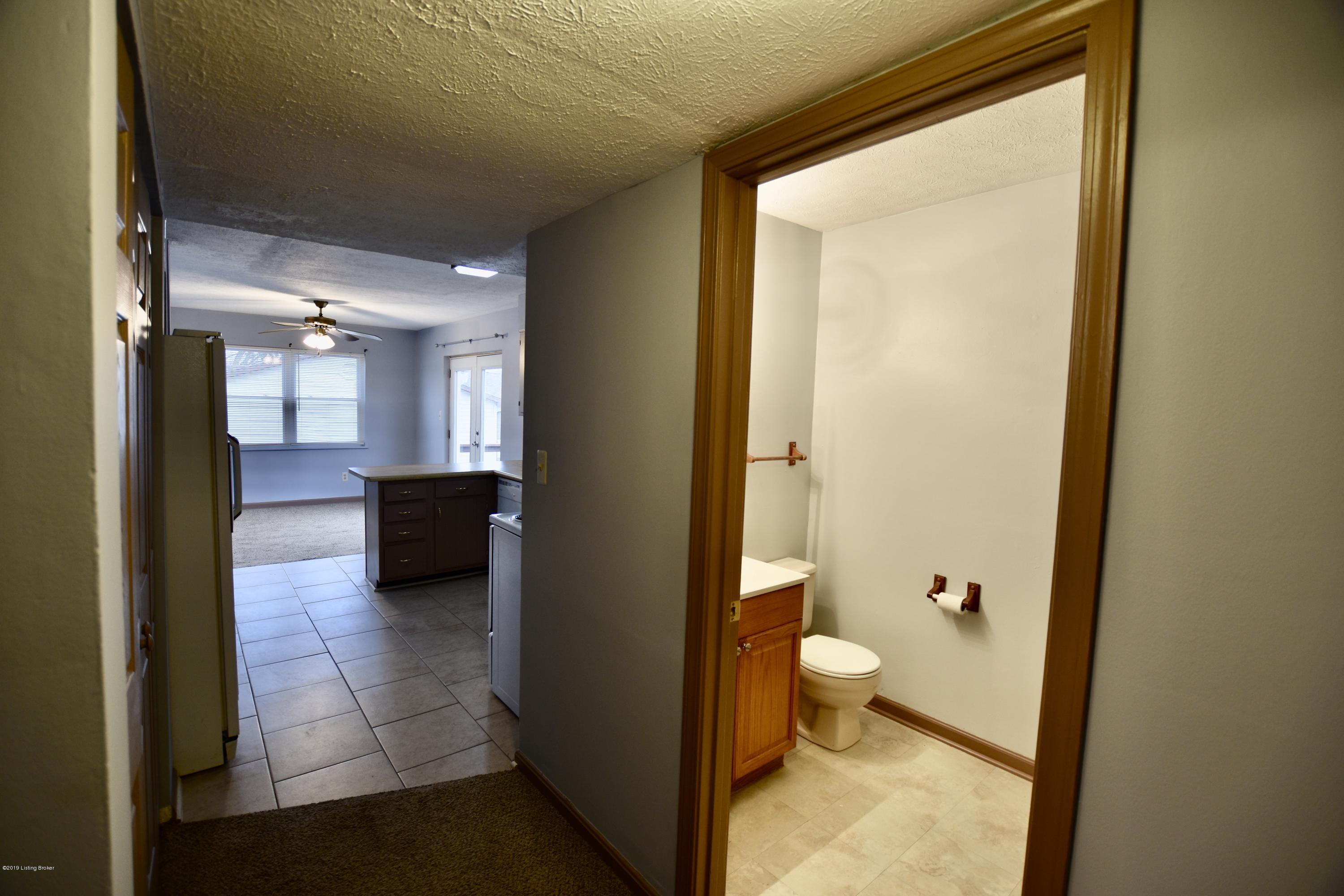 2644 Lake Road North, Unit N Radcliff, KY 40160 - Photo 8 of 32 ECDE23D1-A5C6-4FBA-ACB4-7794CF64FA6F_1_2