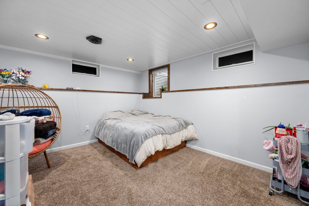 2831 Forest Road Davenport, IA 52803 - Photo 21 of 30