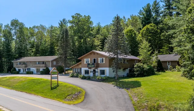 $1,200,000 | 42-44 Gilford E Drive, Gilford, NH 03249