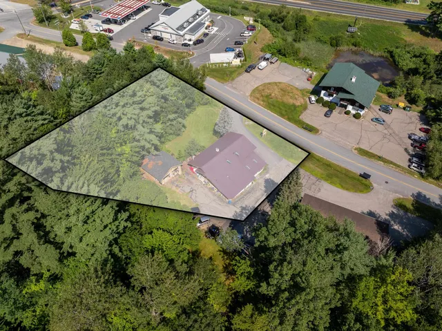 $1,200,000 | 42-44 Gilford E Drive, Gilford, NH 03249