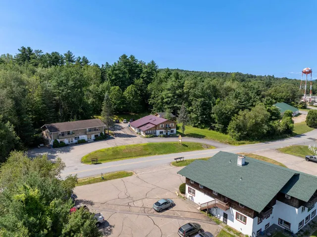 $1,200,000 | 42-44 Gilford E Drive, Gilford, NH 03249