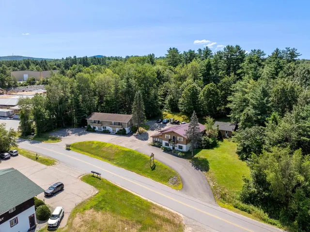 $1,200,000 | 42-44 Gilford E Drive, Gilford, NH 03249