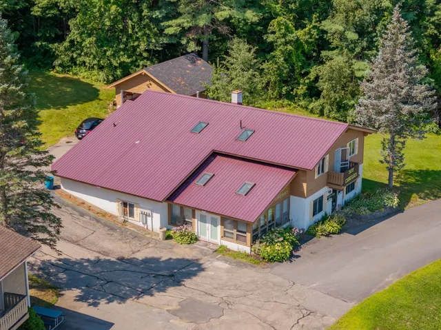 $1,200,000 | 42-44 Gilford E Drive, Gilford, NH 03249