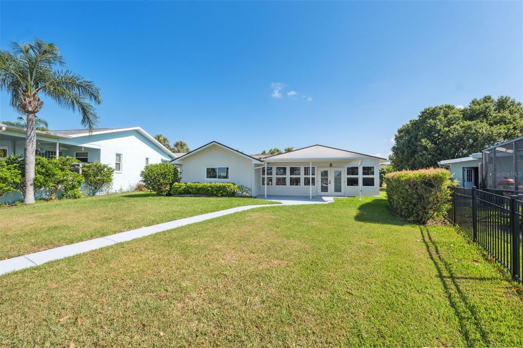 5348 Lawrence Lane New Port Richey, FL 34652 - Photo 21 of 24 Gallery Image 21
