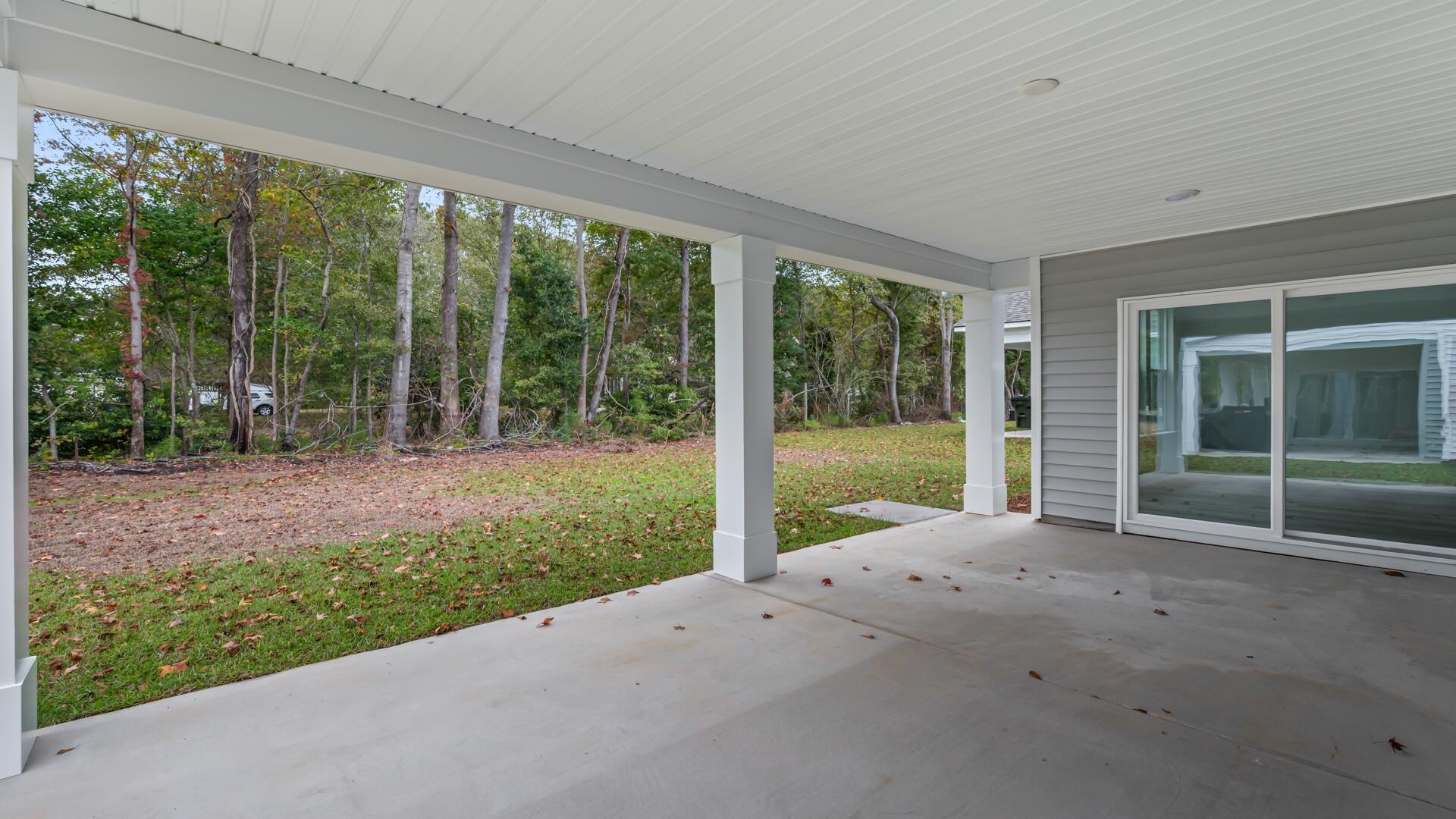 456 Cadbury Loop Summerville, SC 29486 - Photo 2 of 31 Back Patio